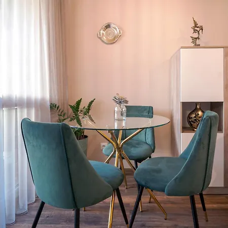 Bright - & Business София