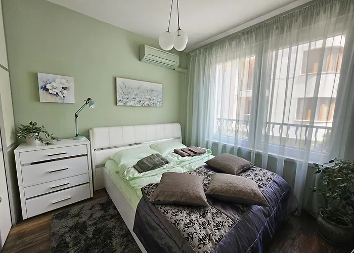 Bright - & Business * סופיה