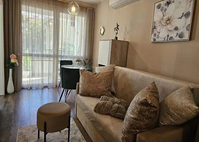 Bright - & Business * סופיה