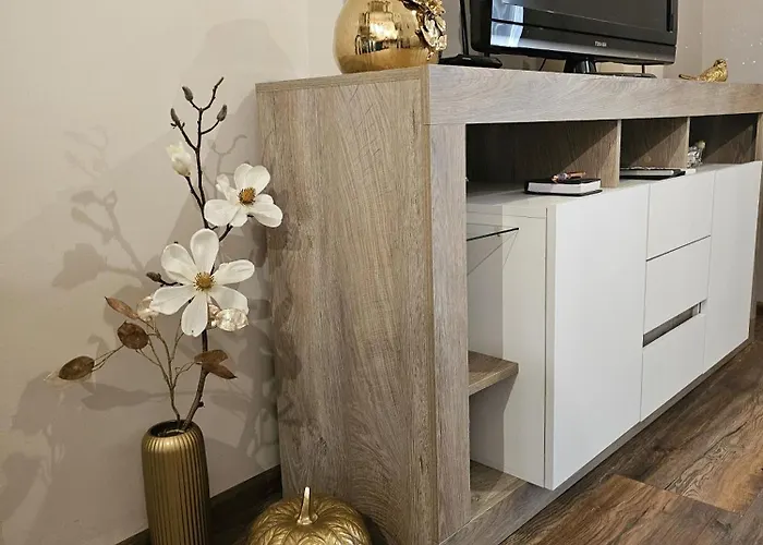 Bright - & Business *