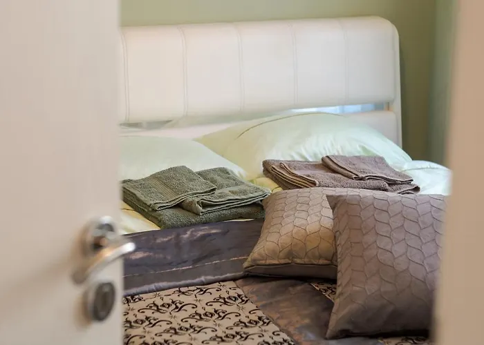 Bright - & Business *