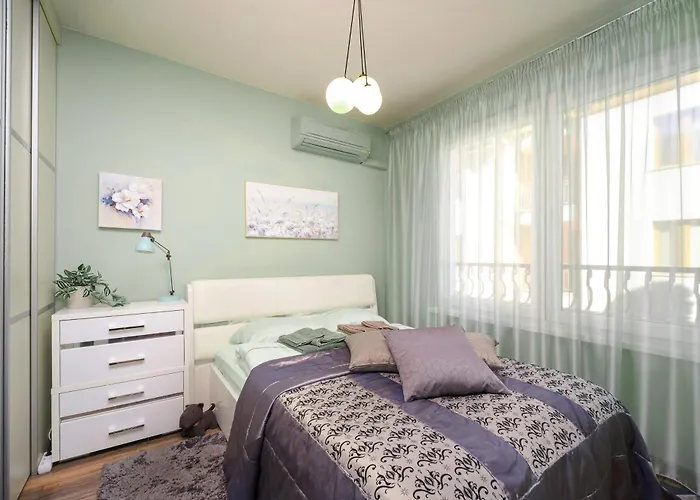 Bright - & Business סופיה